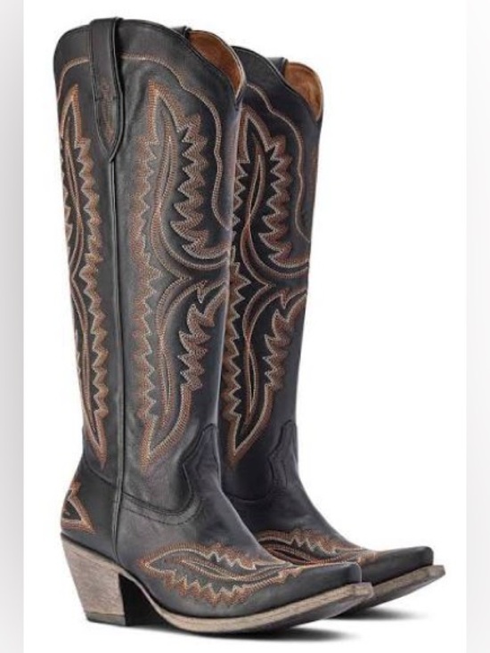 Ariat Shoes - Ariat Women's Casanova X Toe Cowboy Western Boots in Brooklyn Black. Size 7.5C